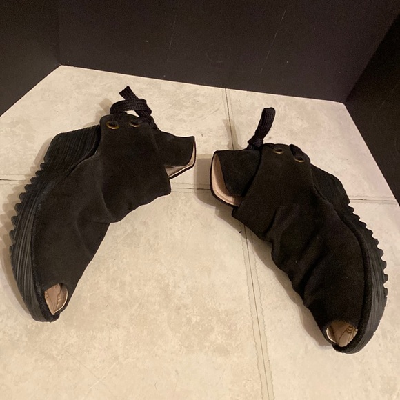 Black Fly London wedge shoes size 37 - Picture 9 of 14